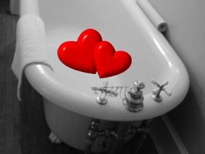 Lovemaking in bathtub